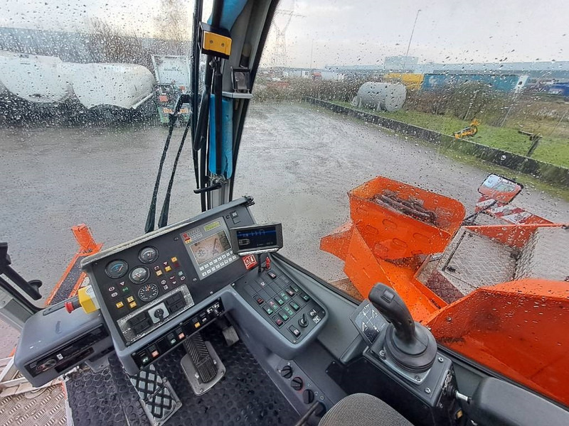 Кран за всякакви терени Tadano ATF70G-4: снимка 19