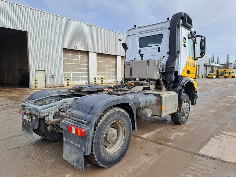 Mercedes-Benz Arocs 2045 - Влекач: снимка 4 Mercedes-Benz Arocs 2045 - Влекач: снимка 4