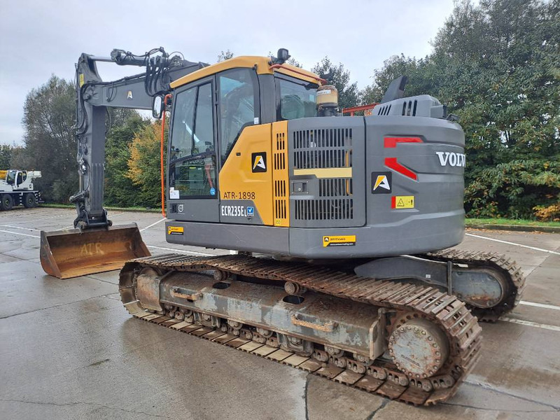 Volvo ECR 235 E - Верижен багер: снимка 2 Volvo ECR 235 E - Верижен багер: снимка 2