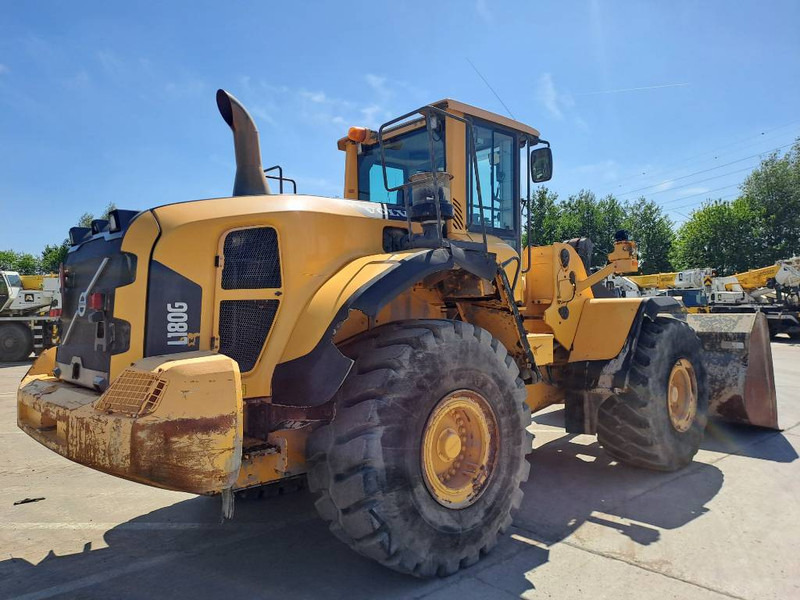 Volvo L180G - Колесен товарач: снимка 4 Volvo L180G - Колесен товарач: снимка 4