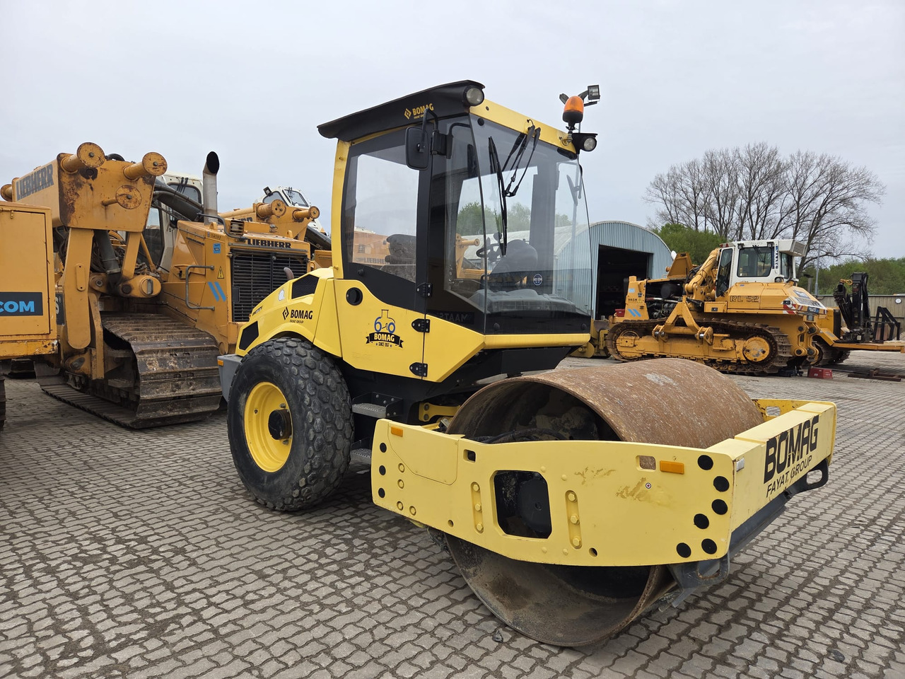 BOMAG BW177D-5 - Компактор: снимка 3 BOMAG BW177D-5 - Компактор: снимка 3
