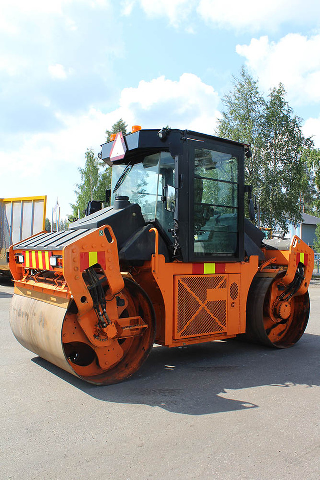 CATERPILLAR CD10 - Пътен валяк: снимка 2 CATERPILLAR CD10 - Пътен валяк: снимка 2