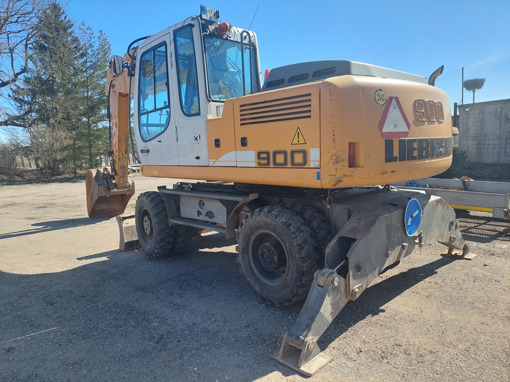 LIEBHERR A900C - Колесен багер: снимка 2 LIEBHERR A900C - Колесен багер: снимка 2