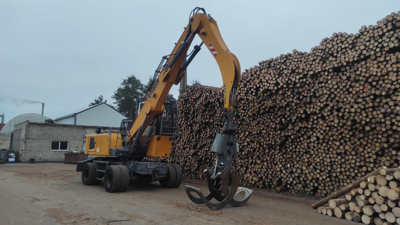 LIEBHERR LH 35 M Litronic - Багер за манипулиране на материали: снимка 4 LIEBHERR LH 35 M Litronic - Багер за манипулиране на материали: снимка 4
