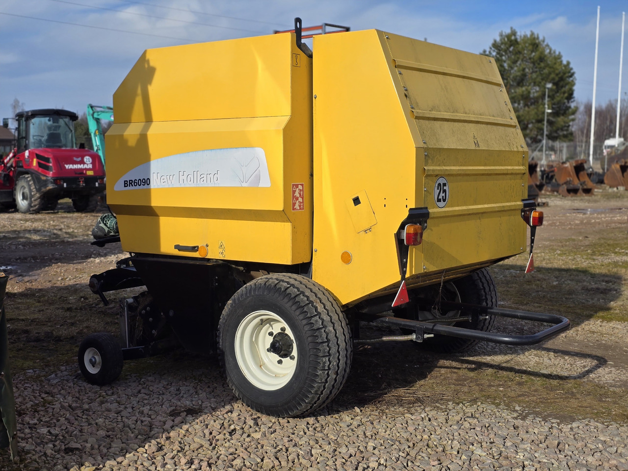 New Holland BR6090 - Рулонна сламопреса: снимка 1 New Holland BR6090 - Рулонна сламопреса: снимка 1