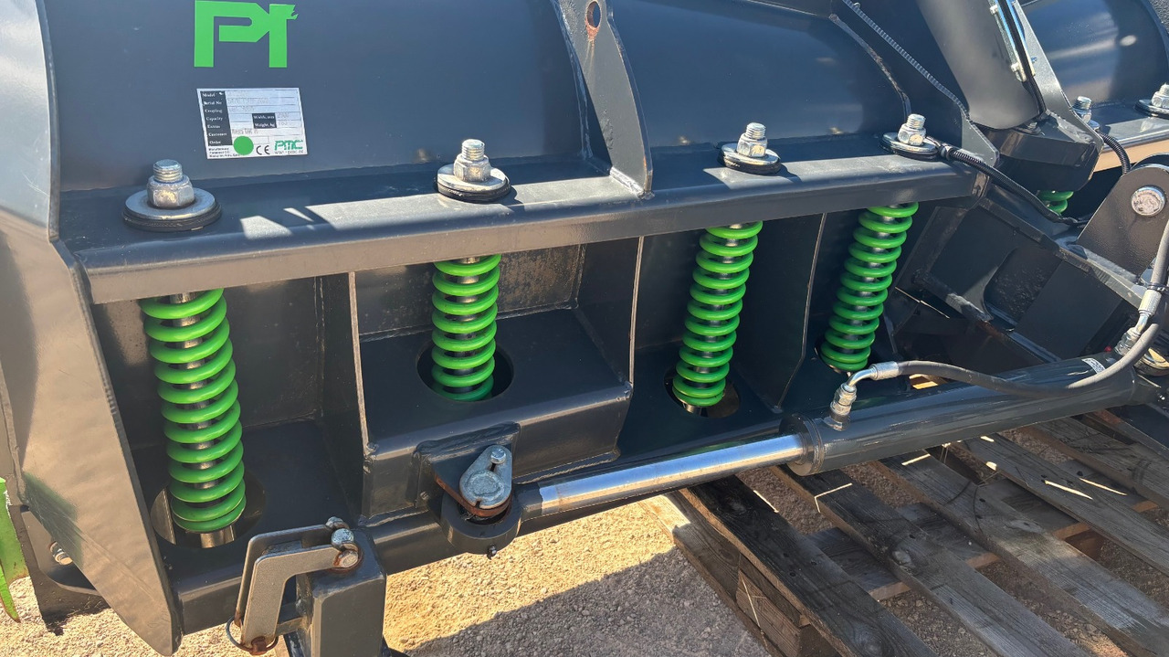 PMC VPL2900 - Гребло за сняг за Колесен товарач: снимка 5 PMC VPL2900 - Гребло за сняг за Колесен товарач: снимка 5