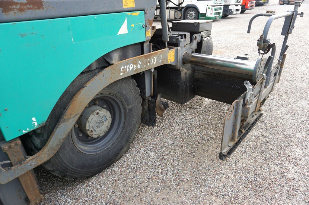 VÖGELE Super 1303-2 - Асфалтополагач: снимка 5 VÖGELE Super 1303-2 - Асфалтополагач: снимка 5