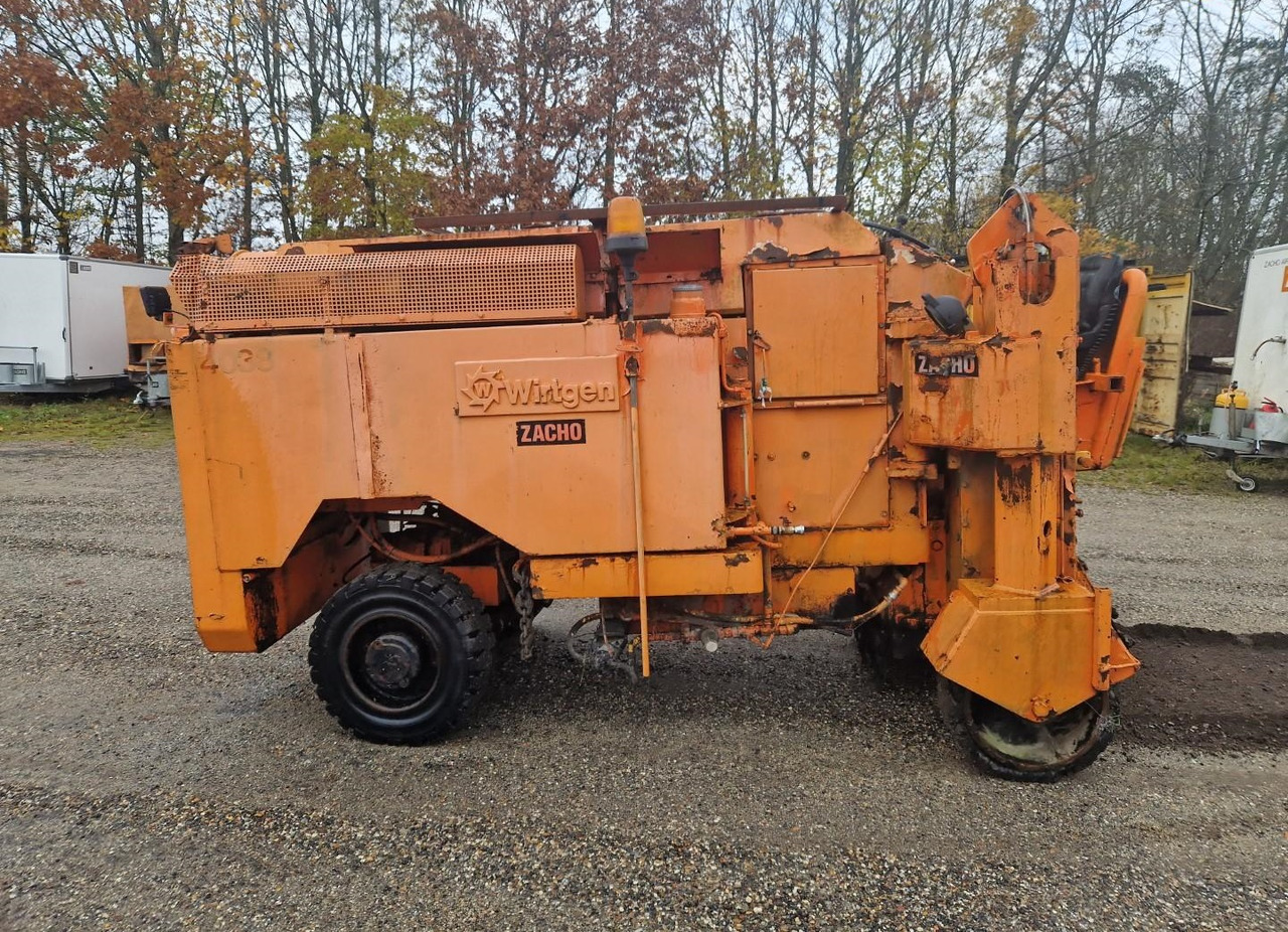 WIRTGEN SF1000C - Пътна фреза: снимка 3 WIRTGEN SF1000C - Пътна фреза: снимка 3