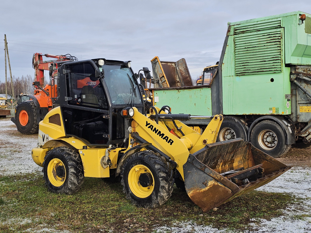 YANMAR V8, 744 hours! - Колесен товарач: снимка 2 YANMAR V8, 744 hours! - Колесен товарач: снимка 2