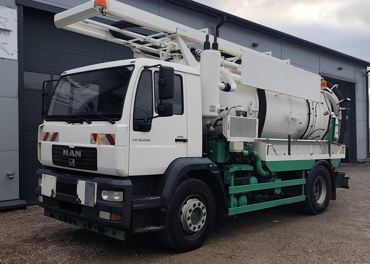 MAN MULLER - Каналопочистваща машина: снимка 1 MAN MULLER - Каналопочистваща машина: снимка 1