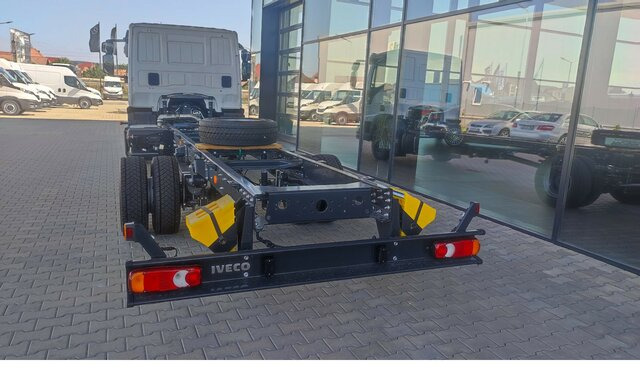IVECO EuroCargo ML120EL21 EVI_E-AC+ PILOT+PTO... - Шаси кабина: снимка 4 IVECO EuroCargo ML120EL21 EVI_E-AC+ PILOT+PTO... - Шаси кабина: снимка 4