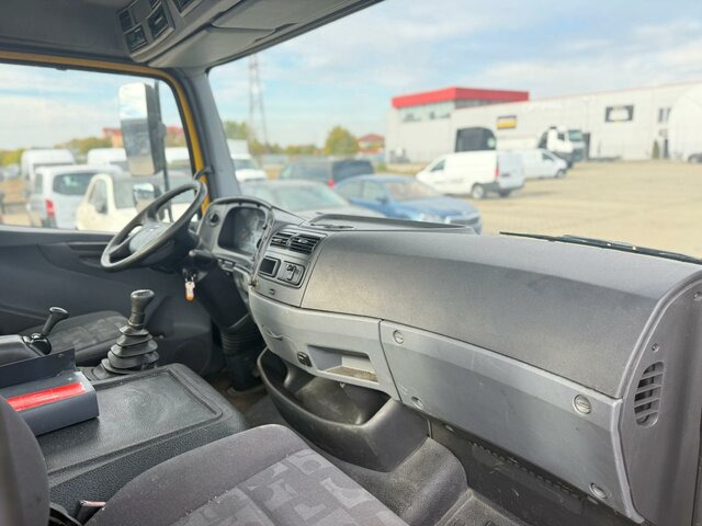 MERCEDES-BENZ Atego 1022 L Pritsche / Klima / Tachograph... - Камион пътна помощ: снимка 4 MERCEDES-BENZ Atego 1022 L Pritsche / Klima / Tachograph... - Камион пътна помощ: снимка 4