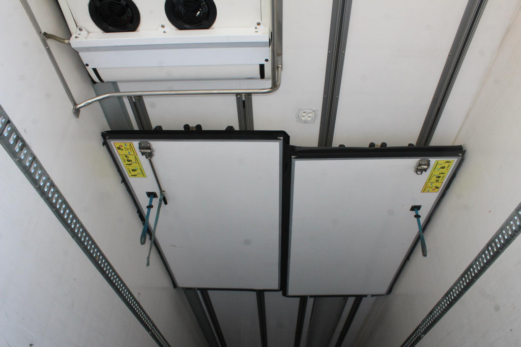 Chereau CV 1950Mt. 2,60h Strom Bi-Multi-Temp. TW LBW FRC - Рефрижератор полуремарке: снимка 2 Chereau CV 1950Mt. 2,60h Strom Bi-Multi-Temp. TW LBW FRC - Рефрижератор полуремарке: снимка 2