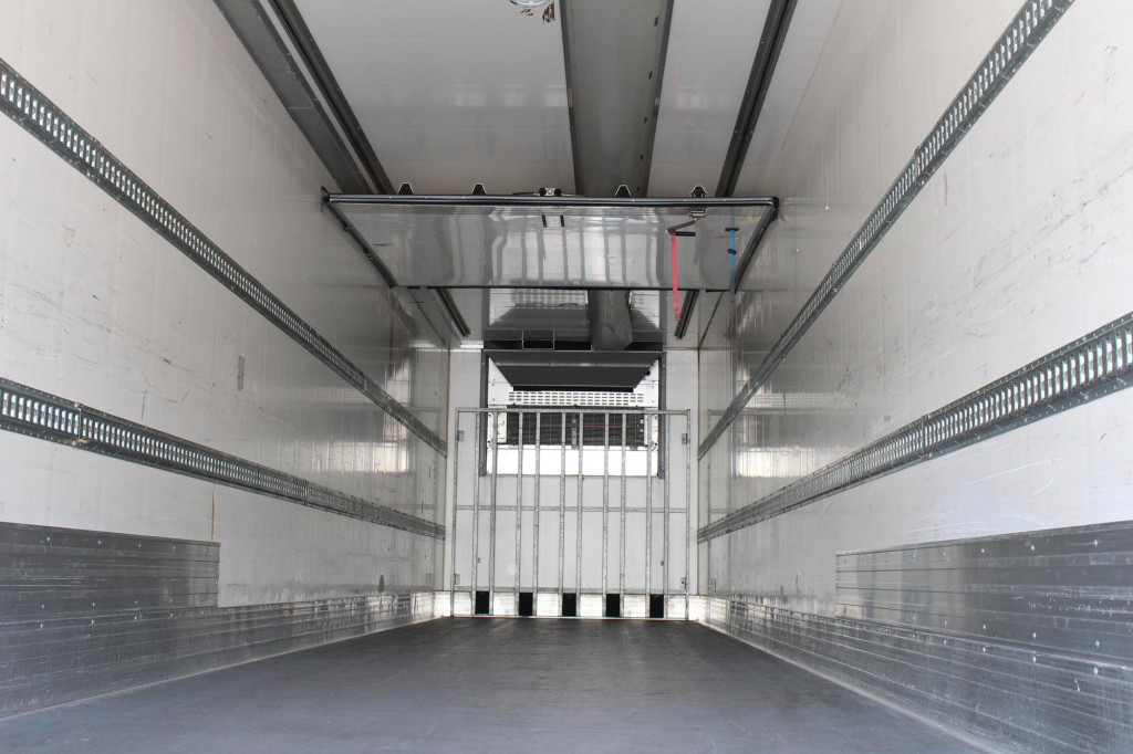 Chereau CV 1950Mt. 2,65h Strom Bi-Multi-Temp. TW LBW FRC - Рефрижератор полуремарке: снимка 3 Chereau CV 1950Mt. 2,65h Strom Bi-Multi-Temp. TW LBW FRC - Рефрижератор полуремарке: снимка 3