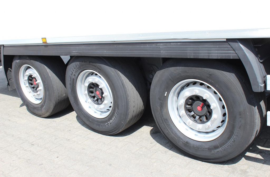 Chereau TK SLXi 300 Doppelstock FRC 2026 SAF - Рефрижератор полуремарке: снимка 5 Chereau TK SLXi 300 Doppelstock FRC 2026 SAF - Рефрижератор полуремарке: снимка 5