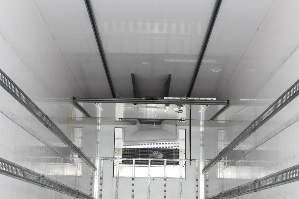 Lamberet CV 1550   Aluboden   BPW   TW   FRC   Liftachse - Рефрижератор полуремарке: снимка 2 Lamberet CV 1550   Aluboden   BPW   TW   FRC   Liftachse - Рефрижератор полуремарке: снимка 2