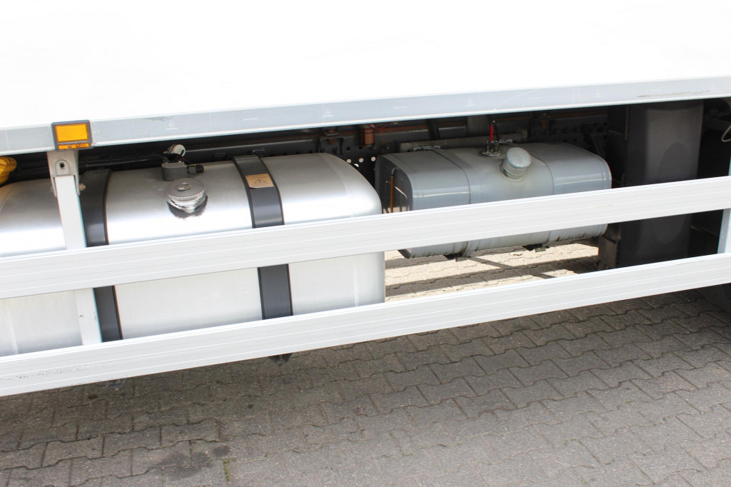 Рефрижератор камион Mercedes-Benz Antos 2536 E6 CS 1250Mt Tri-temp LBW TW ATP: снимка 7