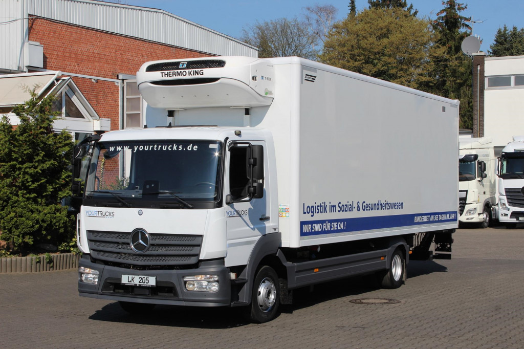 Mercedes-Benz Atego 1221 E6 TK T-800 R Strom Türen+LBW - Рефрижератор камион: снимка 1 Mercedes-Benz Atego 1221 E6 TK T-800 R Strom Türen+LBW - Рефрижератор камион: снимка 1