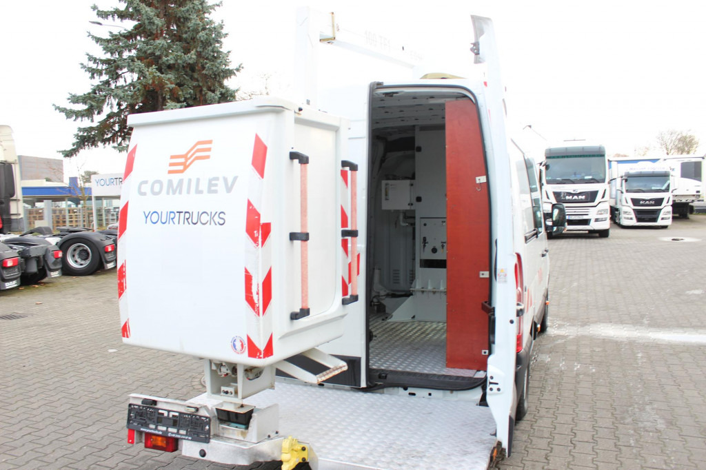 Renault Master Bühne EN100TF1 10m Klima 561h AHK - Автовишка: снимка 4 Renault Master Bühne EN100TF1 10m Klima 561h AHK - Автовишка: снимка 4