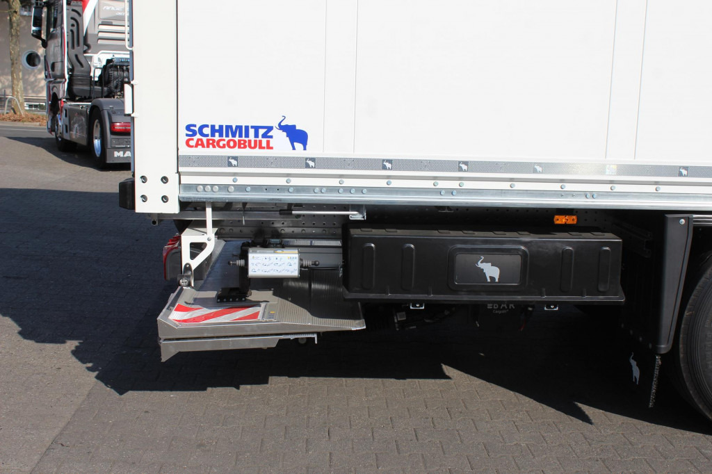 SCHMITZ Koffer 2,7h DS Ladebordwand MIETE - RENT - Затворена каросерия полуремарке: снимка 3 SCHMITZ Koffer 2,7h DS Ladebordwand MIETE - RENT - Затворена каросерия полуремарке: снимка 3