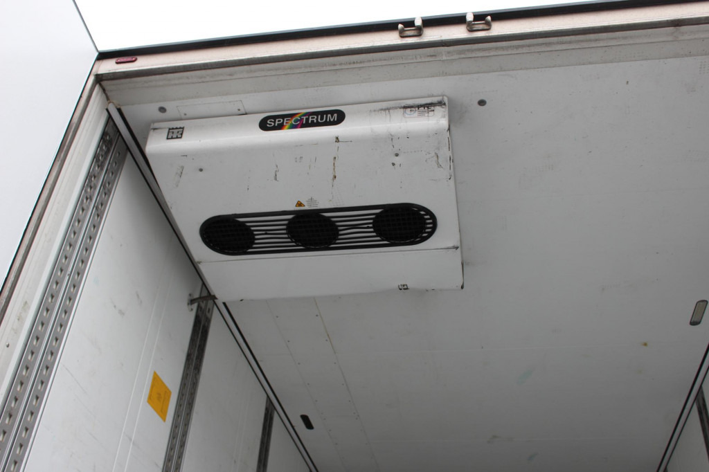 SCHMITZ Thermo King SLXi Spectrum Bi MultiTemp DS Strom - Рефрижератор полуремарке: снимка 2 SCHMITZ Thermo King SLXi Spectrum Bi MultiTemp DS Strom - Рефрижератор полуремарке: снимка 2