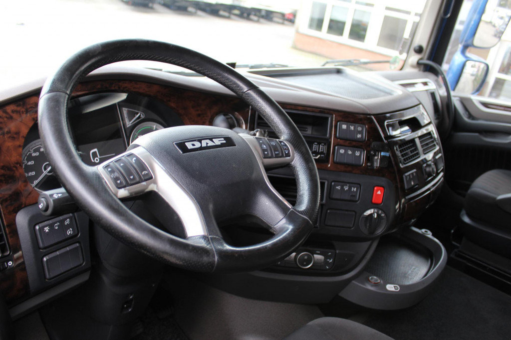 Daf 480 SSC Retarder Kühlbox 2 Tanks Standklima - Влекач: снимка 5 Daf 480 SSC Retarder Kühlbox 2 Tanks Standklima - Влекач: снимка 5