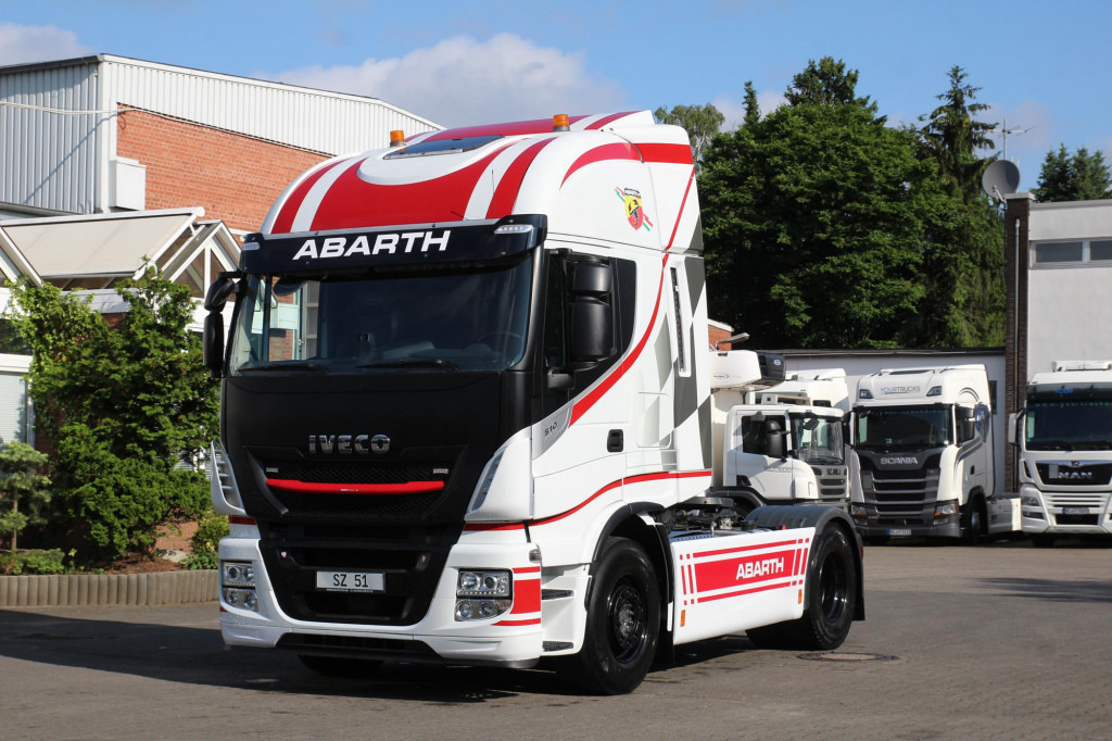 Влекач Iveco AS 510  XP-ABARTH Edition Retarder Leder Voll TOP: снимка 1
