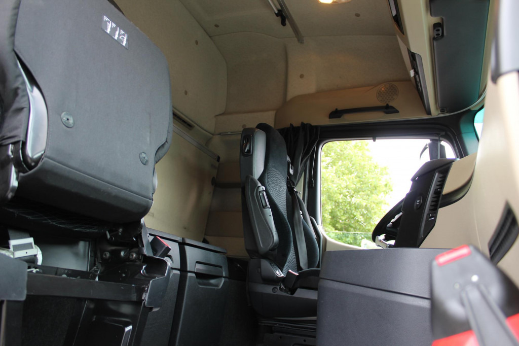 Mercedes-Benz Actros 1845 E6 ACC LDW Kühlbox Vollspoiler - Влекач: снимка 2 Mercedes-Benz Actros 1845 E6 ACC LDW Kühlbox Vollspoiler - Влекач: снимка 2