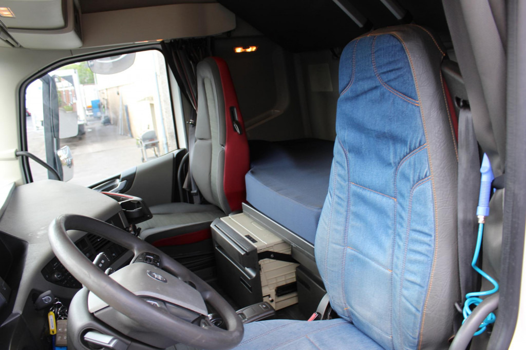 Volvo FH 500 E6 Globe I-Shift I-Park Cool Kühlbox - Влекач: снимка 3 Volvo FH 500 E6 Globe I-Shift I-Park Cool Kühlbox - Влекач: снимка 3
