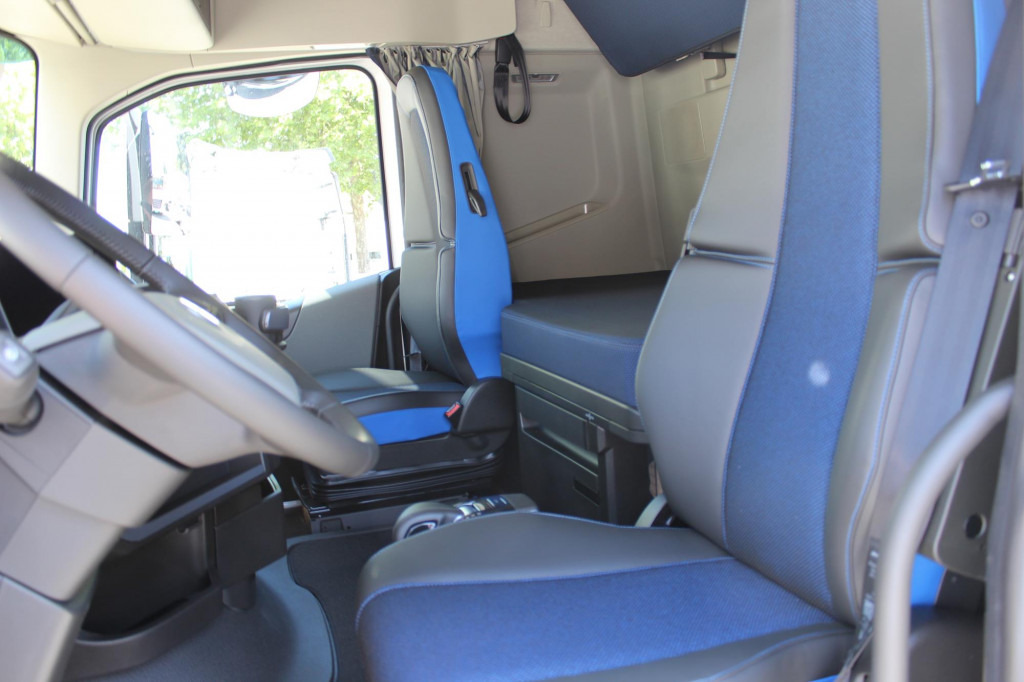 Volvo FH 500 Globe XL I-Park Cool Navi Miete-Rent! - Влекач: снимка 3 Volvo FH 500 Globe XL I-Park Cool Navi Miete-Rent! - Влекач: снимка 3