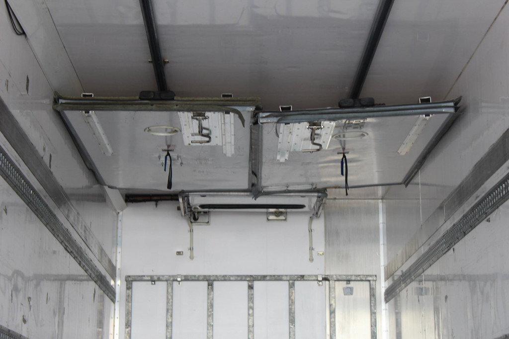 Volvo FM 420 E6 TK T-1200 Spect. Bi-Temp. Strom LBW TW - Рефрижератор камион: снимка 3 Volvo FM 420 E6 TK T-1200 Spect. Bi-Temp. Strom LBW TW - Рефрижератор камион: снимка 3