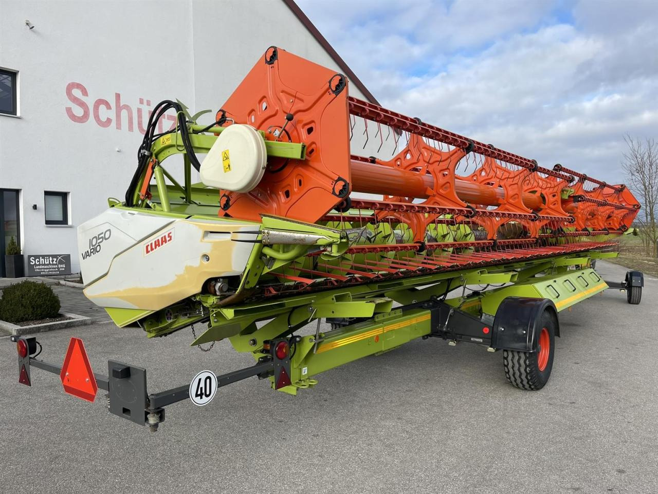 CLAAS Schneidwerk Claas Vario V1050, ca. 1600ha, LED Laser, Bj. 2016 - Хедер: снимка 2 CLAAS Schneidwerk Claas Vario V1050, ca. 1600ha, LED Laser, Bj. 2016 - Хедер: снимка 2