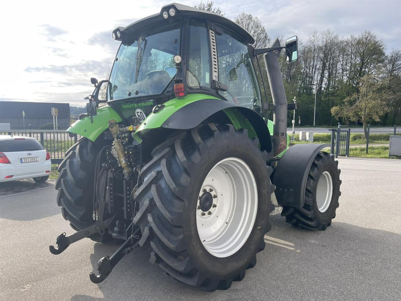 Deutz-Fahr Agrotron M410 FZW, MOTOR NEU ! - Трактор: снимка 5 Deutz-Fahr Agrotron M410 FZW, MOTOR NEU ! - Трактор: снимка 5