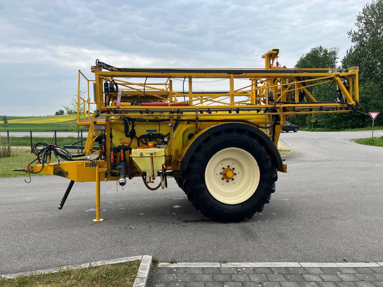 Dubex Vector 27m 3200 Liter Spritze, Baujahr 2002 - Прикачна пръскачка: снимка 1 Dubex Vector 27m 3200 Liter Spritze, Baujahr 2002 - Прикачна пръскачка: снимка 1