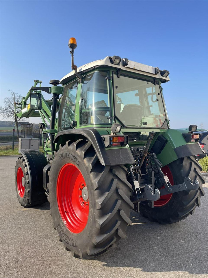 Fendt 309 Ci mit FL, Fh, Bj. 2005 - Трактор: снимка 4 Fendt 309 Ci mit FL, Fh, Bj. 2005 - Трактор: снимка 4
