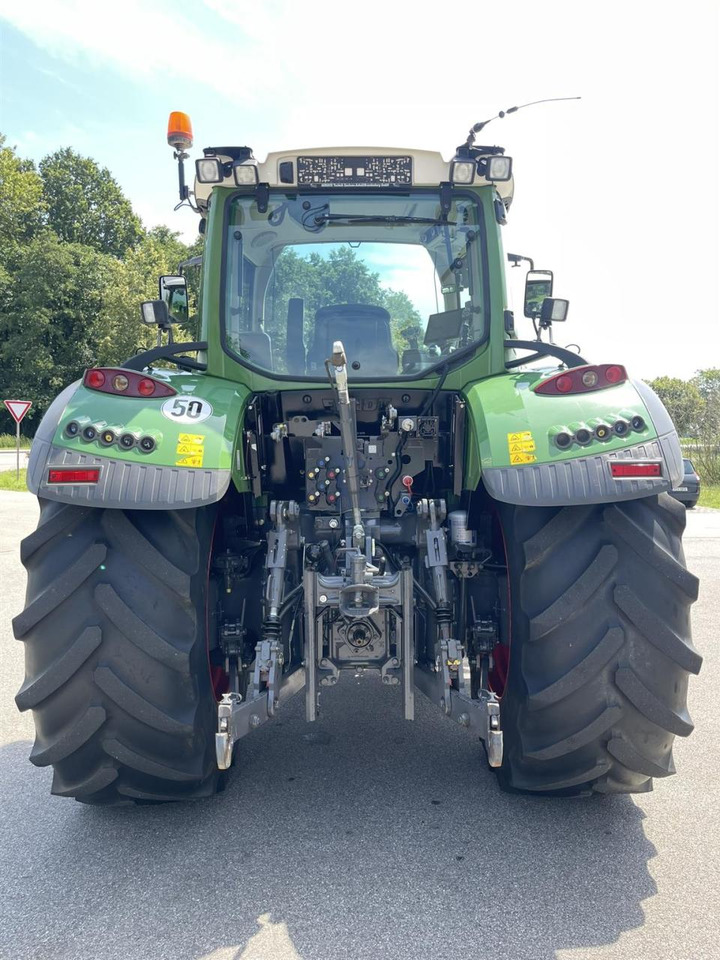 Fendt Vario 720 Profi Plus S4, Bj. 2017 - Трактор: снимка 4 Fendt Vario 720 Profi Plus S4, Bj. 2017 - Трактор: снимка 4