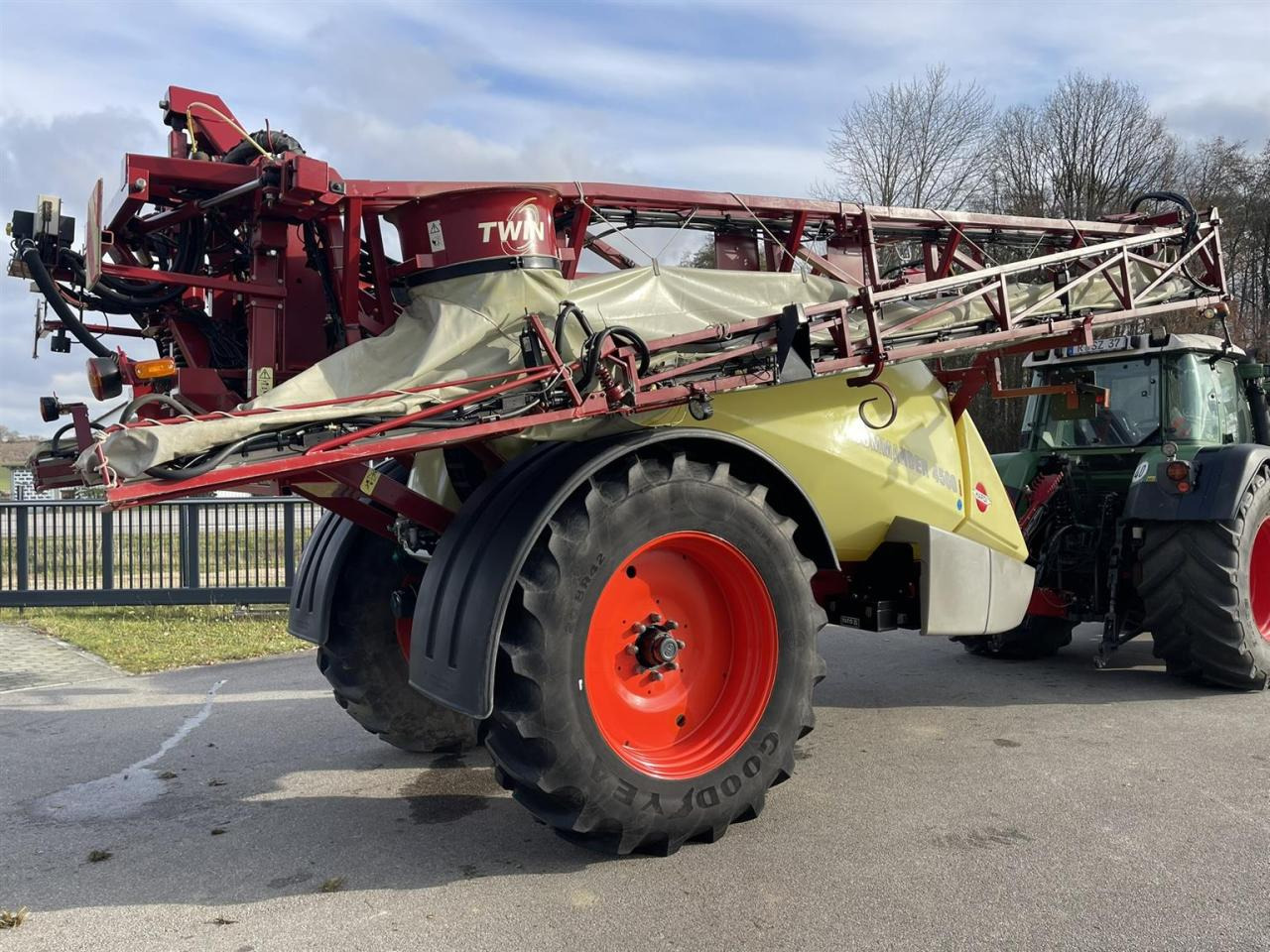 Hardi Commander 4500i Twinforce - Прикачна пръскачка: снимка 3 Hardi Commander 4500i Twinforce - Прикачна пръскачка: снимка 3