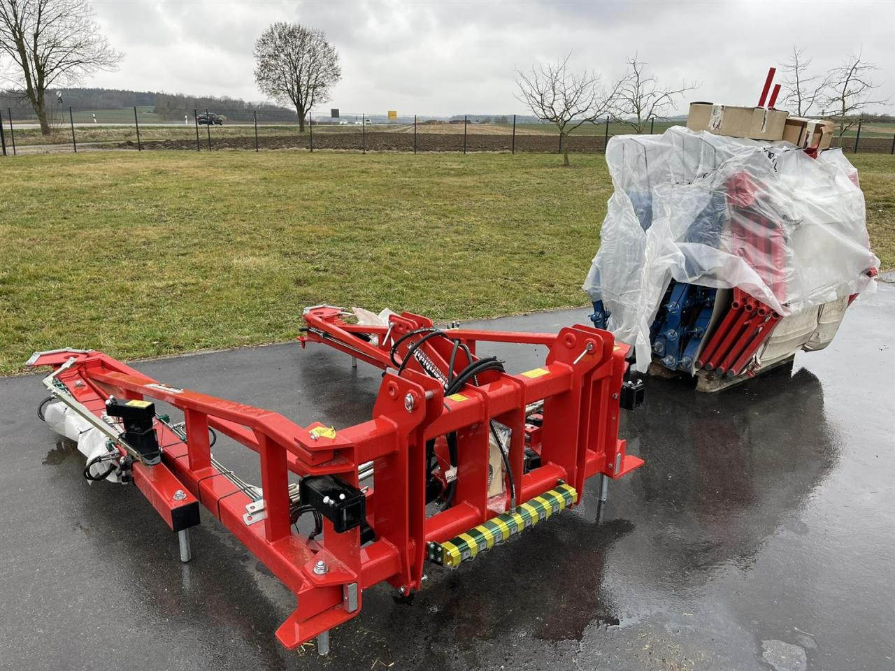 Hatzenbichler Neuer unbenutzter Striegel mit hydraulischer Druckverstellung, 12m AB, Hatzenbichler Striegel - Брана: снимка 1 Hatzenbichler Neuer unbenutzter Striegel mit hydraulischer Druckverstellung, 12m AB, Hatzenbichler Striegel - Брана: снимка 1