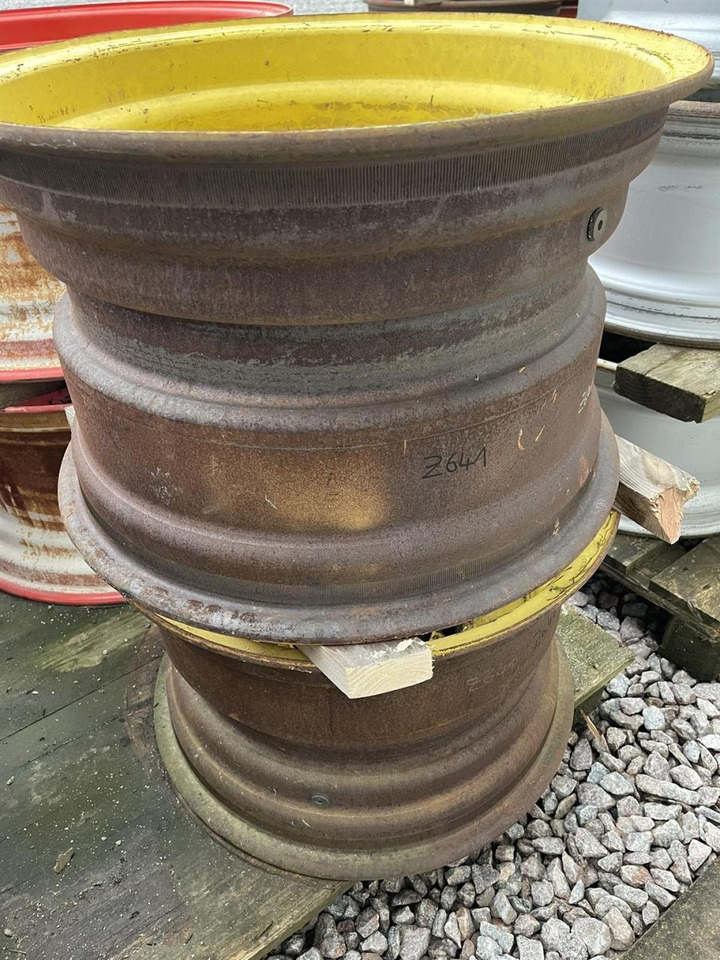 John Deere 15X24 / 8 Loch Felge - Джанта: снимка 1 John Deere 15X24 / 8 Loch Felge - Джанта: снимка 1