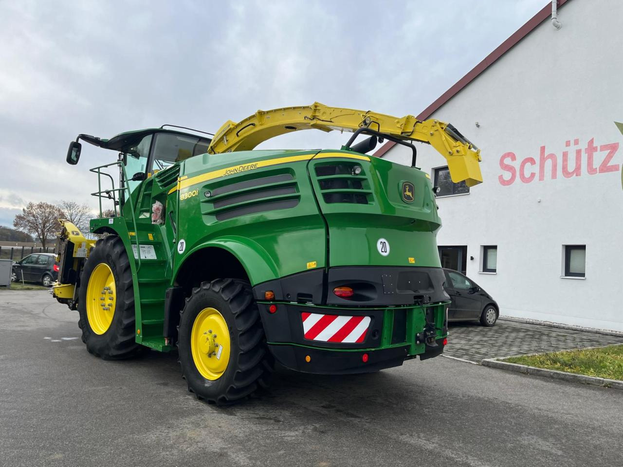 John Deere 8300i Feldhäcksler, Harvestlap, Pickup, Kemper, erst 910 Betriebsstunden, Baujahr 2018 - Силажокомбайн: снимка 3 John Deere 8300i Feldhäcksler, Harvestlap, Pickup, Kemper, erst 910 Betriebsstunden, Baujahr 2018 - Силажокомбайн: снимка 3