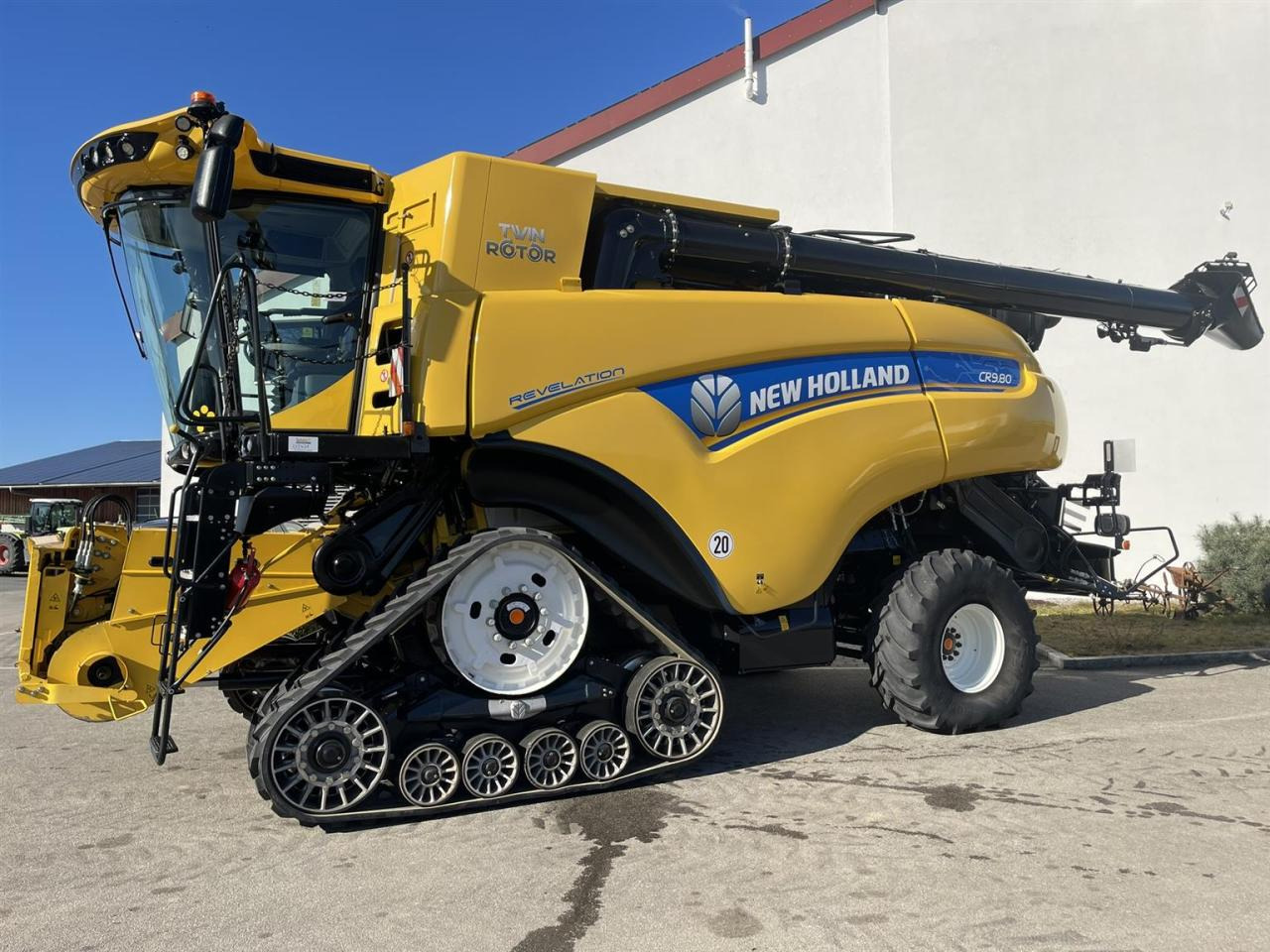 New Holland NH CR 9.80 Revelation, Optispread, Opticlean - Зърнокомбайн: снимка 2 New Holland NH CR 9.80 Revelation, Optispread, Opticlean - Зърнокомбайн: снимка 2