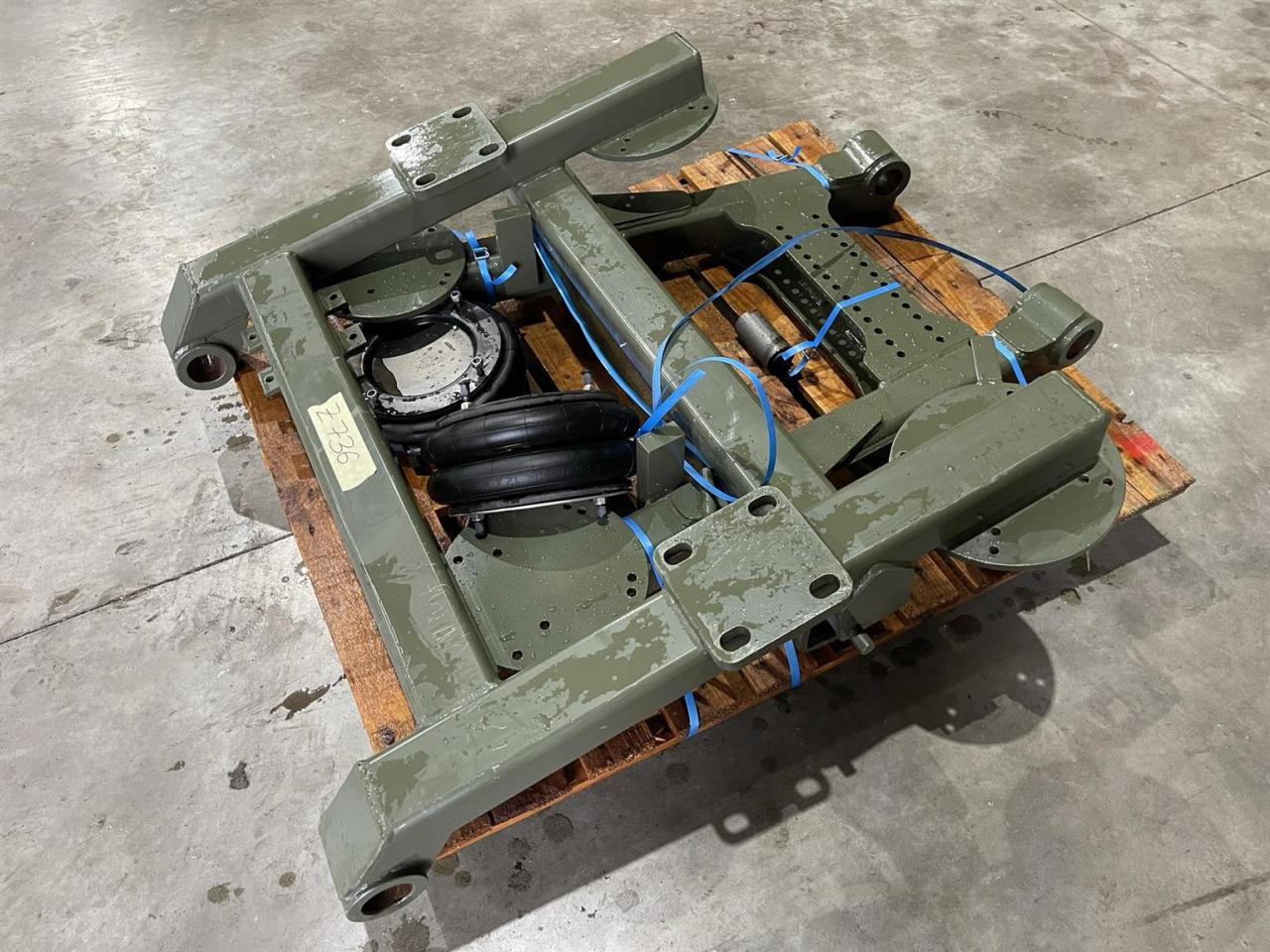 Tecnoma Tecnoma Fortis Fahrwerk - Рама/ Шаси за Селскостопанска техника: снимка 2 Tecnoma Tecnoma Fortis Fahrwerk - Рама/ Шаси за Селскостопанска техника: снимка 2