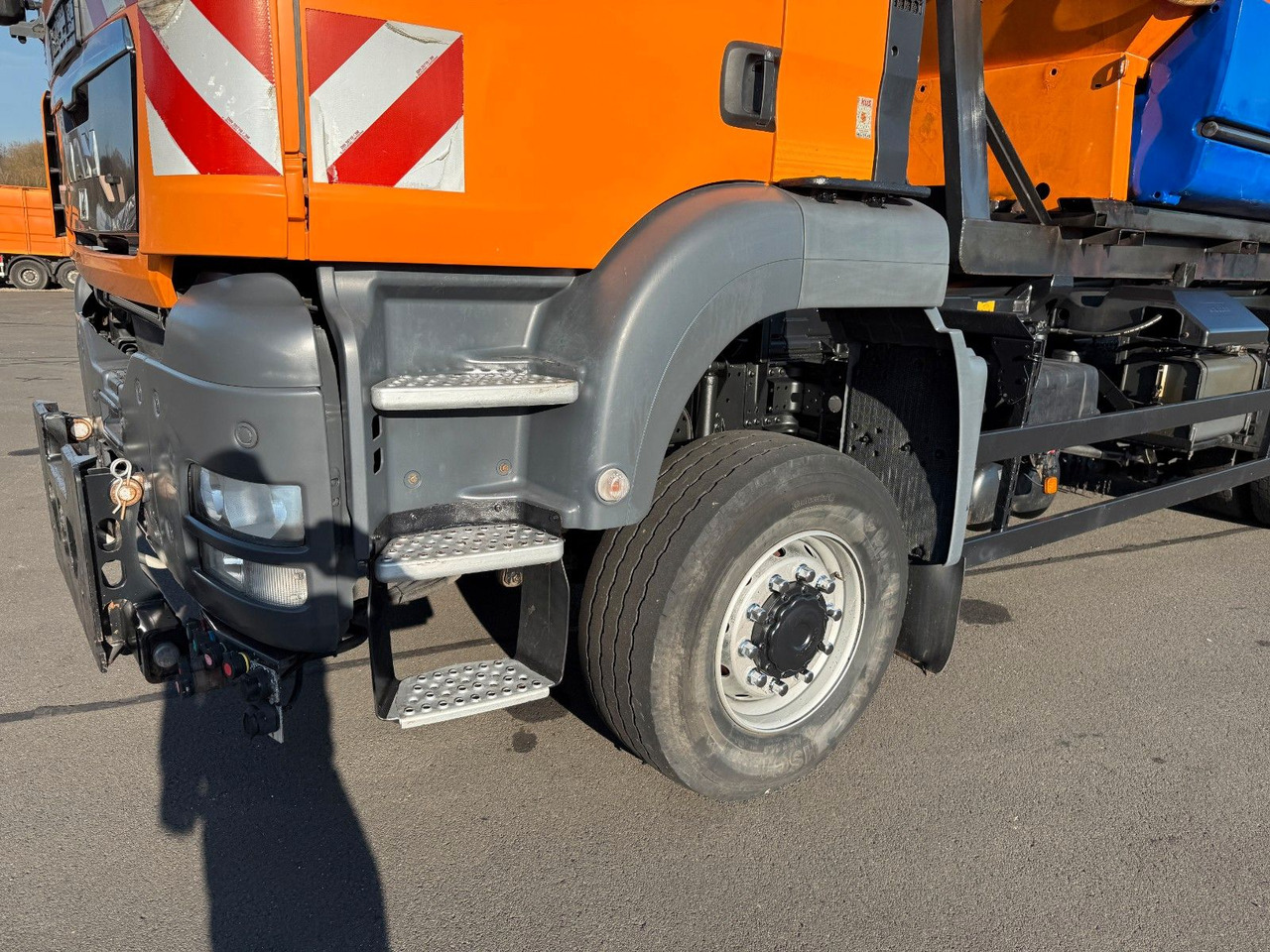 MAN TGS 18.360 4x4 Winterdienst Meiller Abroller - Мултилифт с кука камион: снимка 4 MAN TGS 18.360 4x4 Winterdienst Meiller Abroller - Мултилифт с кука камион: снимка 4