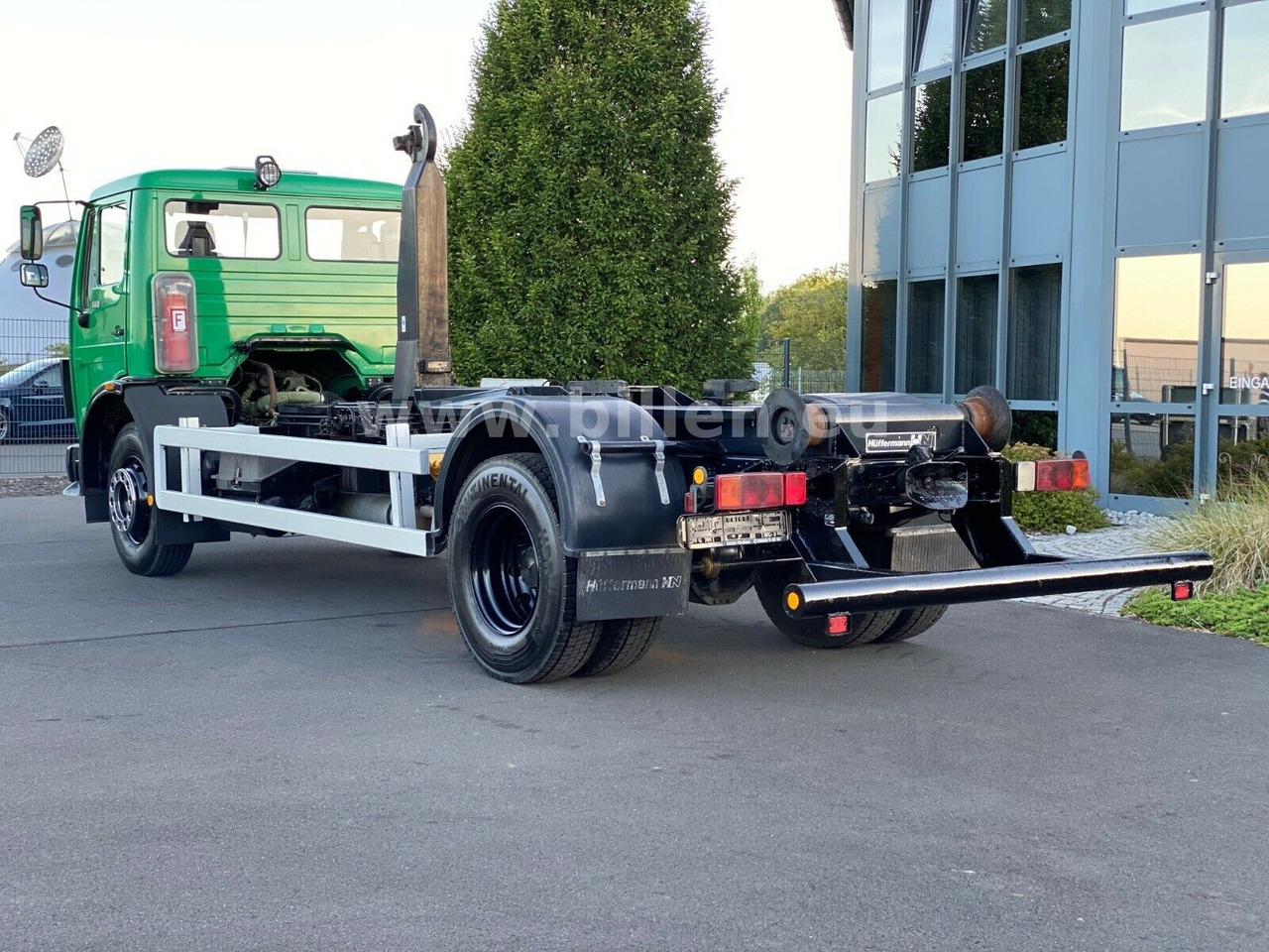 Mercedes-Benz 1417 Abroller Tüv / H- Kennzeichen / Mercedes-Benz 1417 Abroller Tüv / H- Kennzeichen / - Мултилифт с кука камион: снимка 2 Mercedes-Benz 1417 Abroller Tüv / H- Kennzeichen / Mercedes-Benz 1417 Abroller Tüv / H- Kennzeichen / - Мултилифт с кука камион: снимка 2