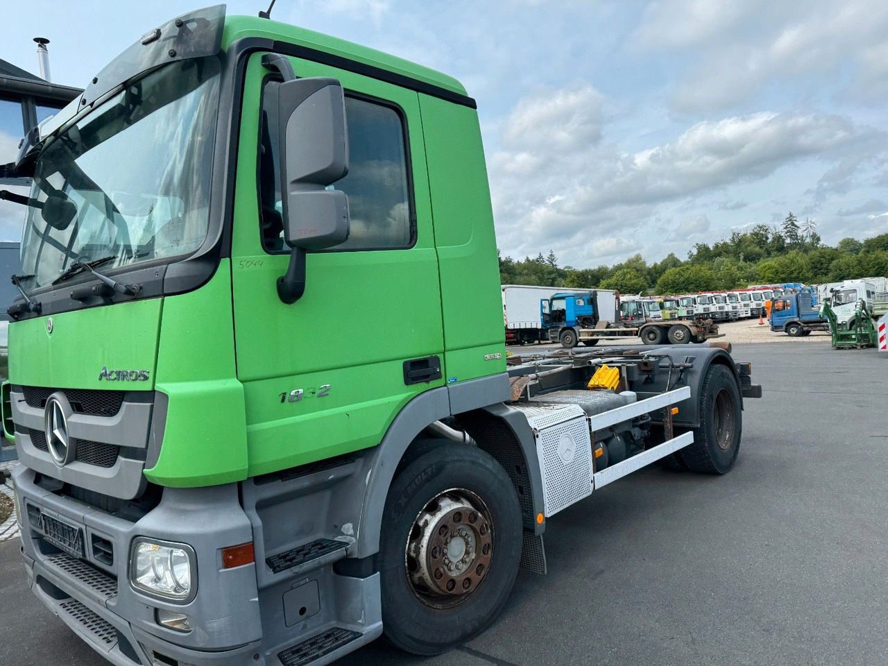 Mercedes-Benz Actros 1832 MP 3 Kipperfahrgestell + Klima - Шаси кабина: снимка 1 Mercedes-Benz Actros 1832 MP 3 Kipperfahrgestell + Klima - Шаси кабина: снимка 1