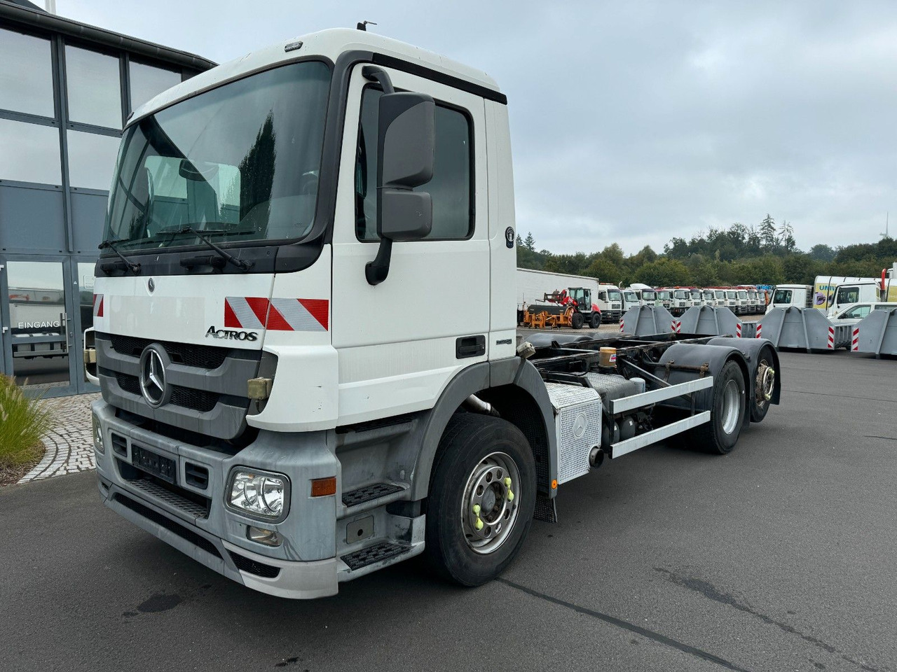 Mercedes-Benz Actros 2532 6x2 MP 3 Fahrgestell Mercedes-Benz Actros 2532 6x2 MP 3 Fahrgestell - Шаси кабина: снимка 1 Mercedes-Benz Actros 2532 6x2 MP 3 Fahrgestell Mercedes-Benz Actros 2532 6x2 MP 3 Fahrgestell - Шаси кабина: снимка 1