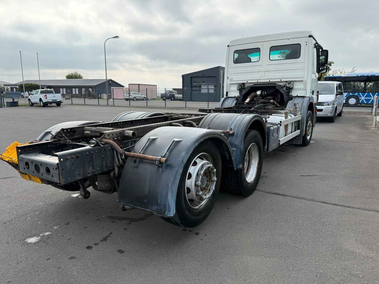 Mercedes-Benz Actros 2532 MP 3 Fahrgestell - Шаси кабина: снимка 5 Mercedes-Benz Actros 2532 MP 3 Fahrgestell - Шаси кабина: снимка 5