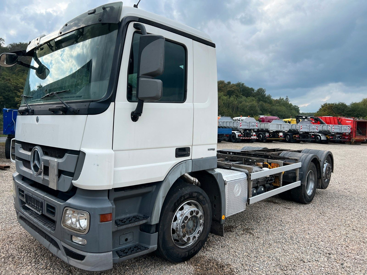 Mercedes-Benz Actros MP 3 2532 6x2 Euro 5 - Шаси кабина: снимка 1 Mercedes-Benz Actros MP 3 2532 6x2 Euro 5 - Шаси кабина: снимка 1