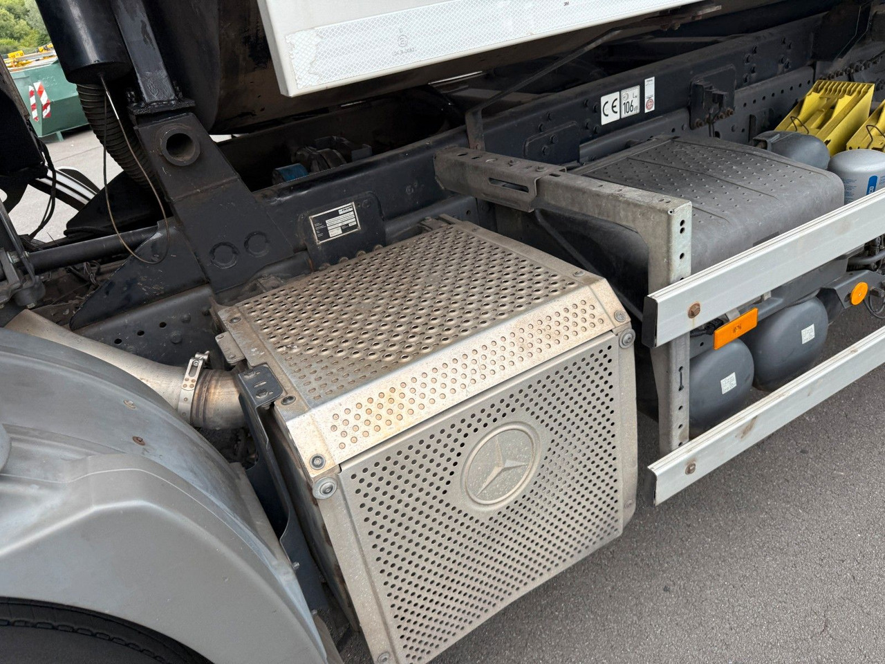 Mercedes-Benz Actros MP3 2532 6x2 Faun Rotorpress 521 - Боклукчийска кола: снимка 5 Mercedes-Benz Actros MP3 2532 6x2 Faun Rotorpress 521 - Боклукчийска кола: снимка 5