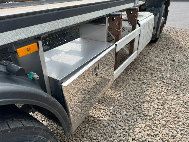 Мултилифт с кука камион Mercedes-Benz Antos 1824 - Umlader- Nebenantrieb: снимка 12 Мултилифт с кука камион Mercedes-Benz Antos 1824 - Umlader- Nebenantrieb: снимка 12